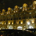 pariz nocna budova